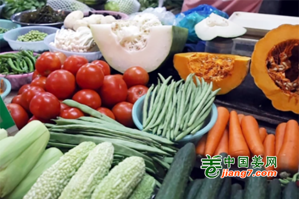 湖南益陽(yáng)：當(dāng)?shù)夭藘r(jià)季節(jié)性上揚(yáng) ()